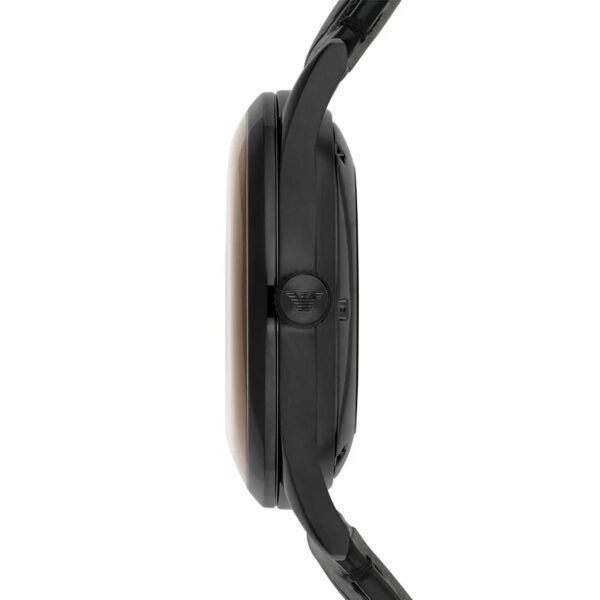 AR1923 Beta Meccanico side view displaying tan dial, black case, and leather band thickness