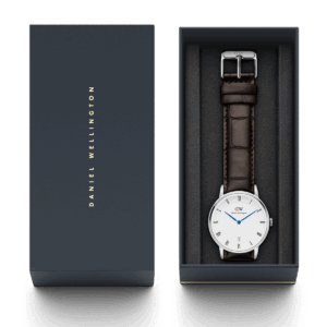 Daniel Wellington Dapper York presentation box with watch and owner's guide included