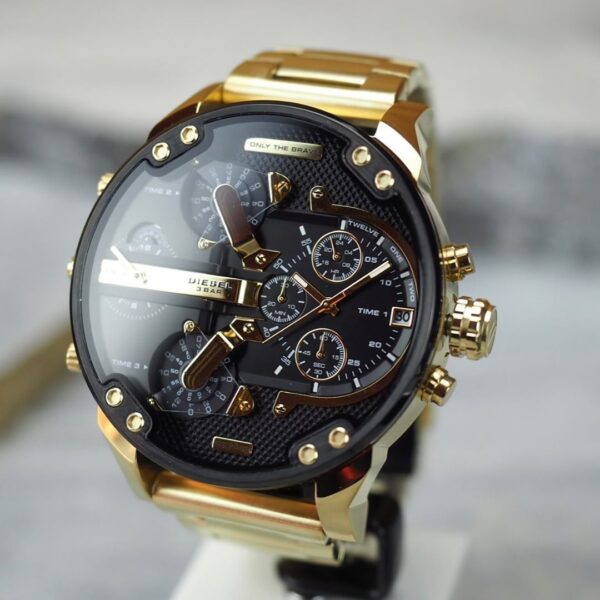 Diesel Mr. Daddy 2.0 angle view showing black dial with gold chronograph hands and subdials